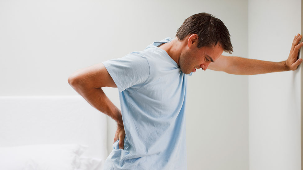 ¿El colon irritable puede causar dolor lumbar?