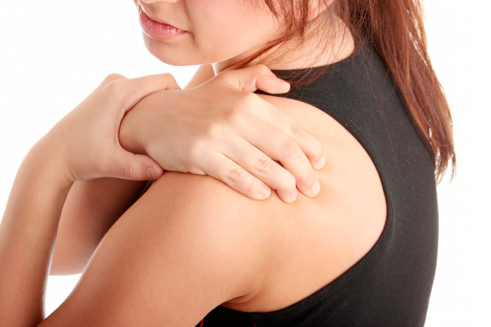5 claves que explican por qué tu dolor de hombro reaparece cada mes