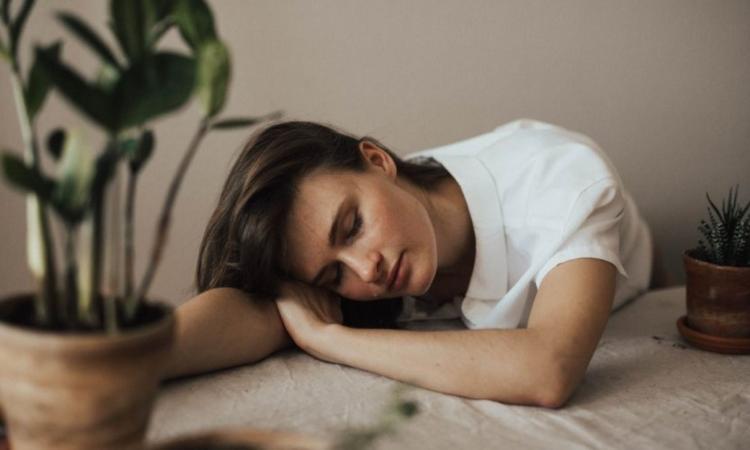 Fatiga crónica y dolor muscular: cómo recuperar tu energía con un enfoque holístico