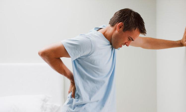 ¿El colon irritable puede causar dolor lumbar?